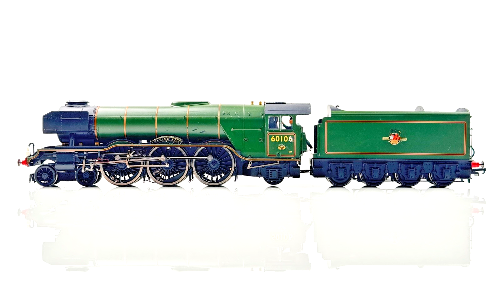 HORNBY 00 GAUGE - R3991 - BR GREEN 4-6-2 CLASS A3 FLYING FOX 60106 RENUMBERED