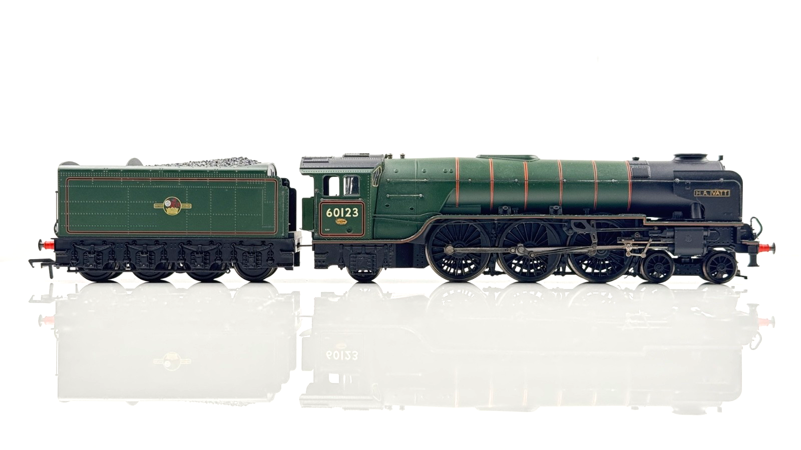 BACHMANN 00 GAUGE - 32-556 - CLASS A1 60123 H.A. IVATT BR GREEN RENAMED/NUMBERED