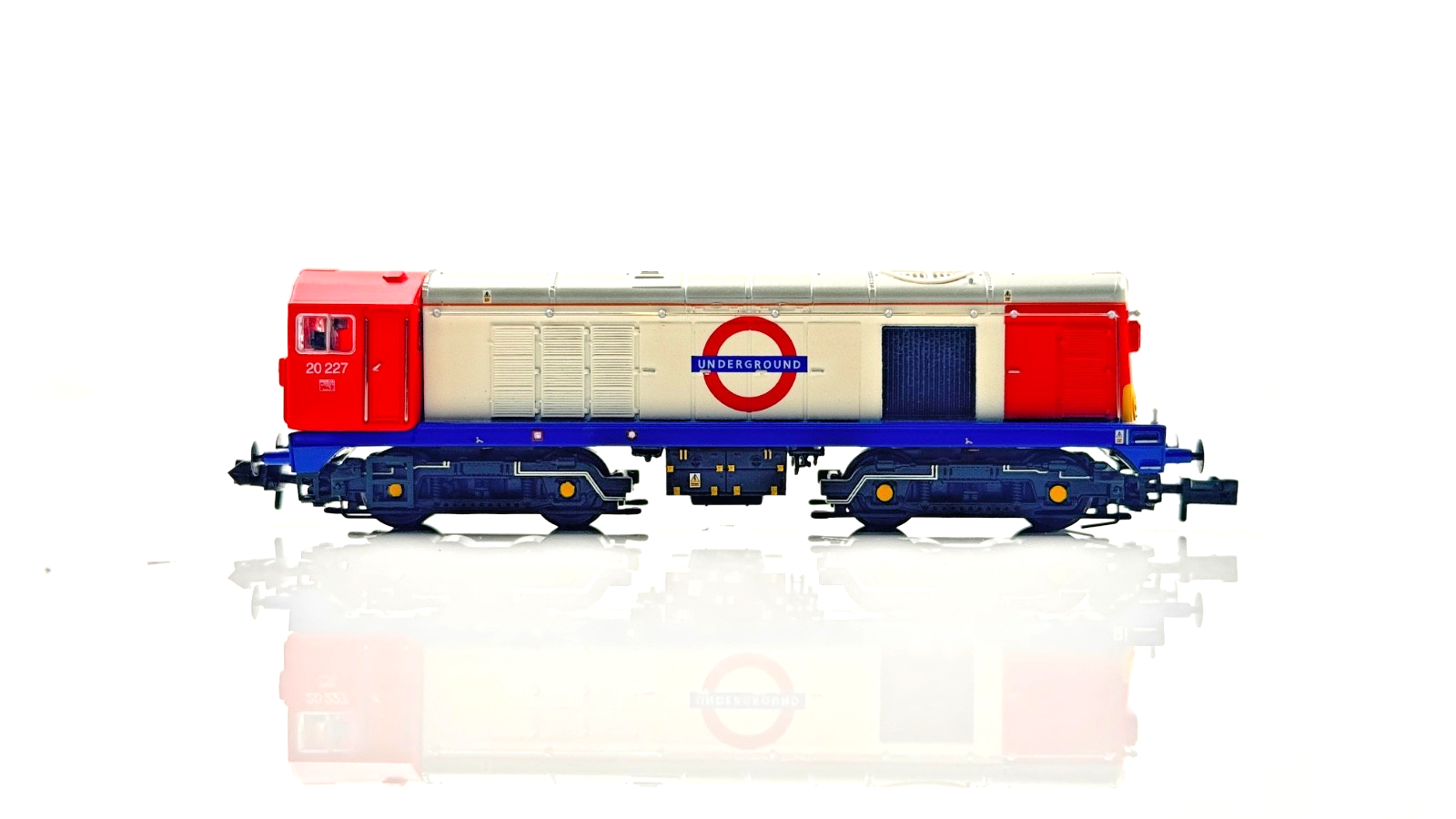 GRAHAM FARISH N GAUGE - 371-036 - CLASS 20 20227 LONDON UNDERGROUND TUBE - BOXED