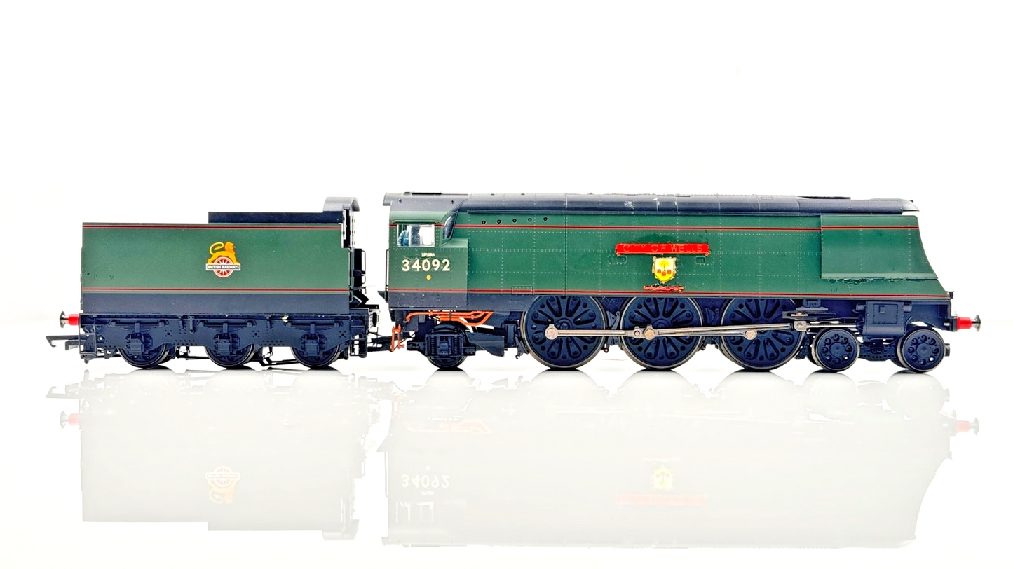 HORNBY 00 GAUGE - R2542 - BR 4-6-2 WEST COUNTRY 34092 CITY OF WELLS - IMPERFECT