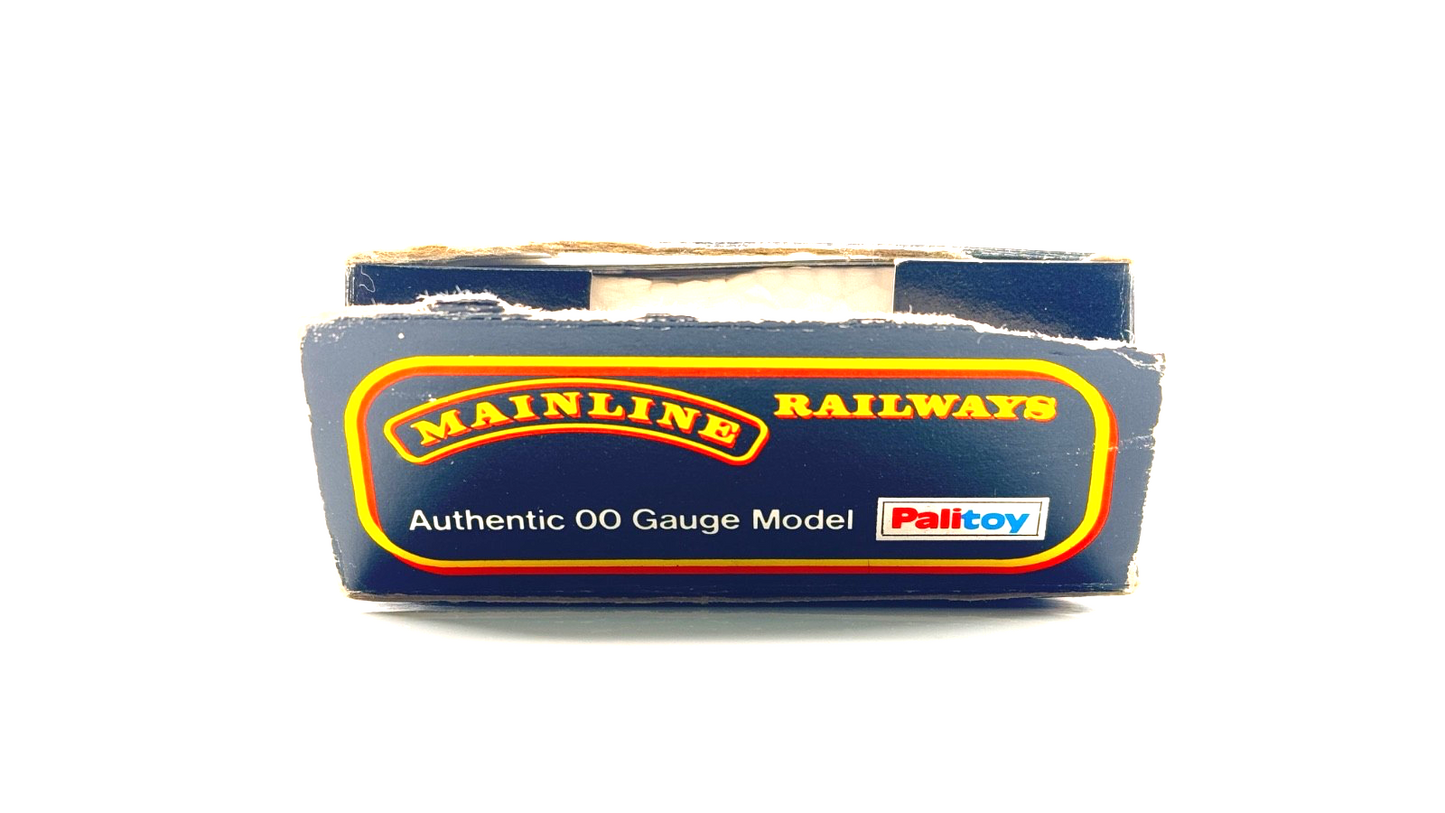 MAINLINE 00 GAUGE - 37-061 - JUBILEE CLASS 5XP 'LEANDER' 5690 LMS CRIMSON BOXED