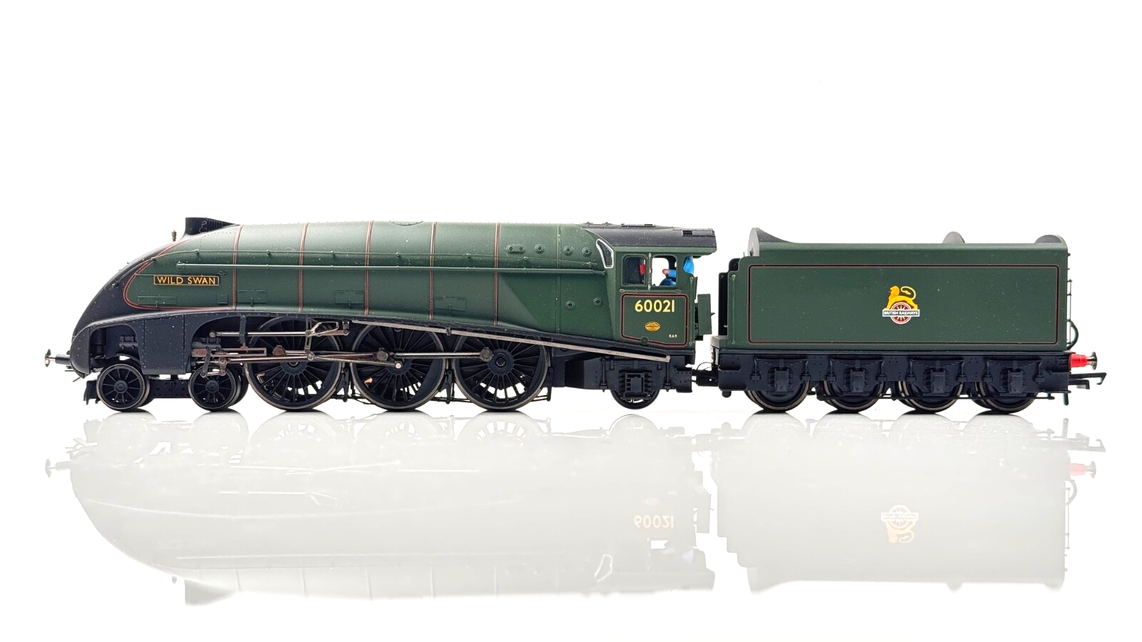 HORNBY 00 GAUGE - R2615 - BR GREEN 4-6-2 CLASS A4 'WILD SWAN' 60021 TTS SOUND