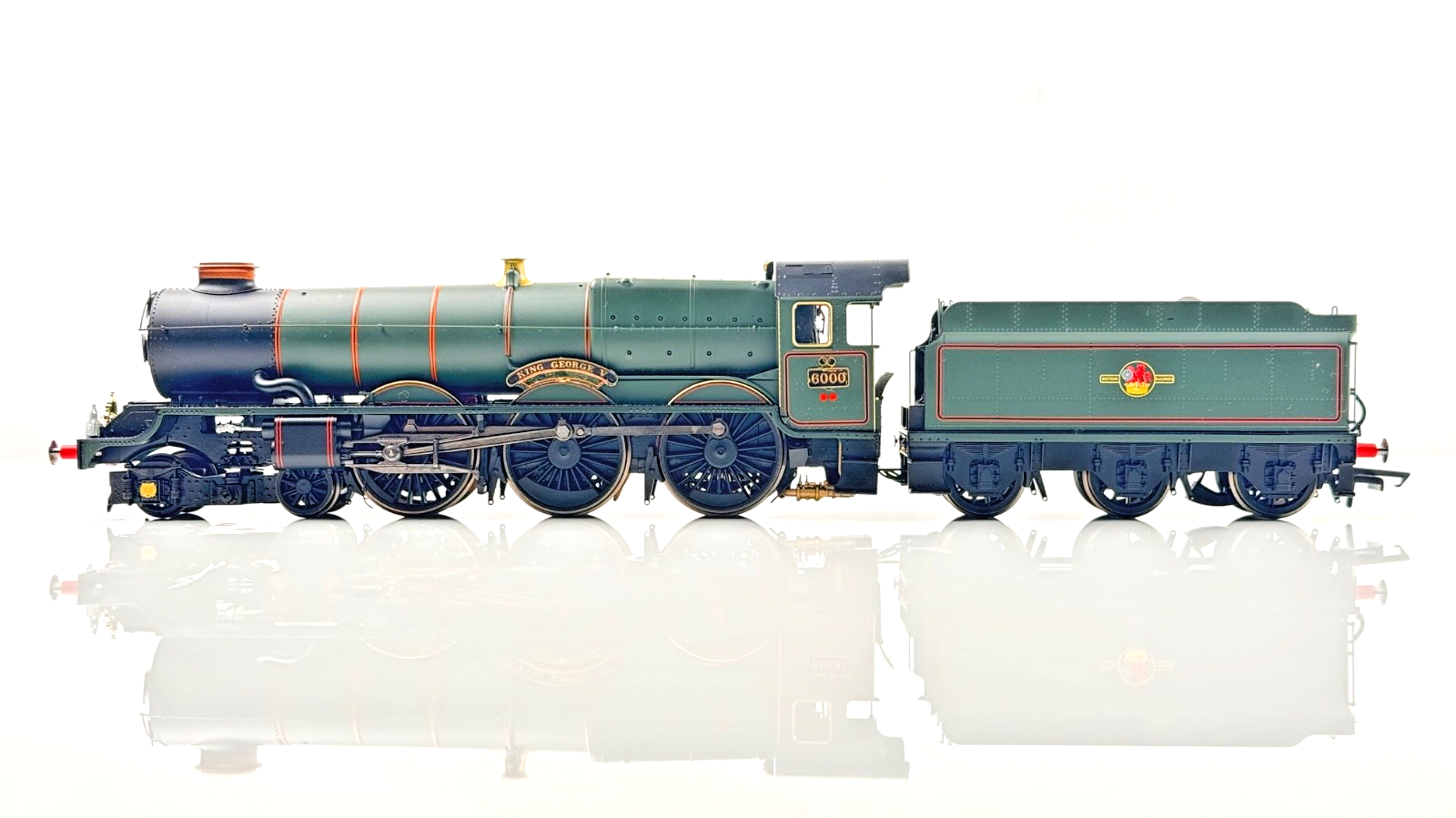HORNBY 00 GAUGE - R3330 - BR GREEN 4-6-0 KING GEORGE V THE BRISTOLIAN - BOXED