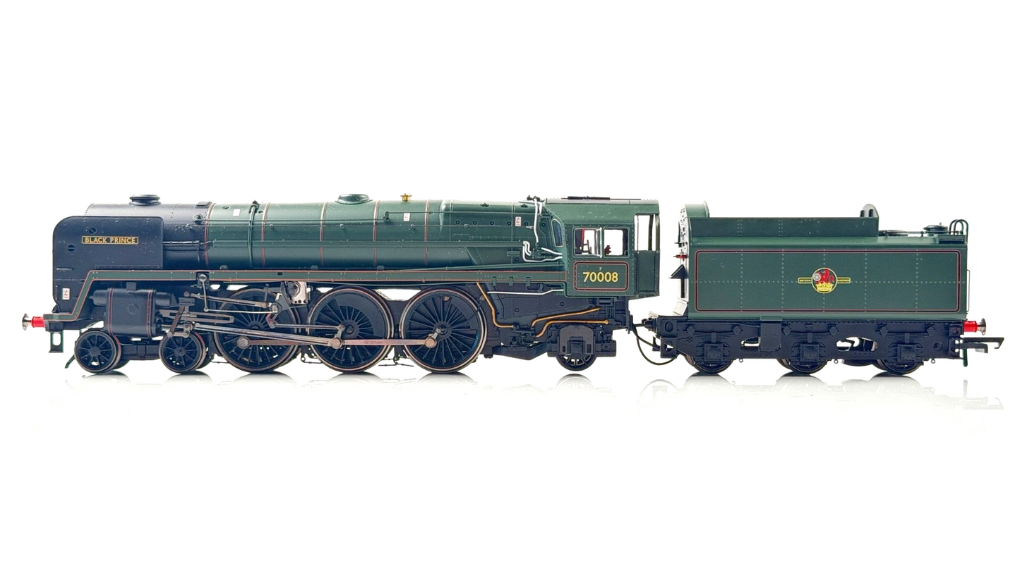 HORNBY 00 GAUGE - R2660M - NORFOLKMAN BRITANNIA BLACK PRINCE & COACHES LTD ED