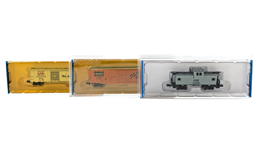 BACHMANN N GAUGE - RIO GRANDE CSX FRISCO BOX CARS & CABOOSE WAGONS X 3 BOXED