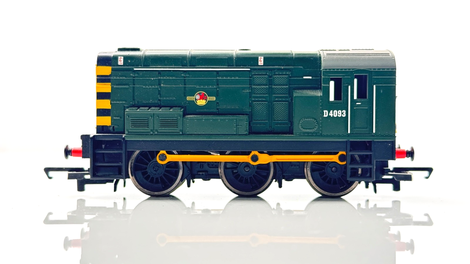 HORNBY 00 GAUGE - R1075 - CLASS 08 DIESEL SHUNTER GREEN D4093 DCC SPARES REPAIR