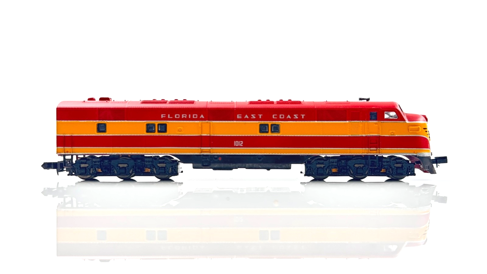 LIFE LIKE N GAUGE - 7029/7031 - E7 LOCO A/B UNITS FLORIDA EAST COAST - BOXED