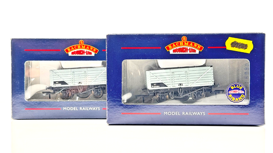 BACHMANN 00 GAUGE - 37-081B - 7 PLANK END DOOR WAGON BR GREY - BOXED X 2