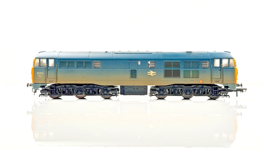 HORNBY 00 GAUGE - R2571 - CLASS 31 DIESEL ELECTRIC 31111 BR BLUE WEATHERED BOXED