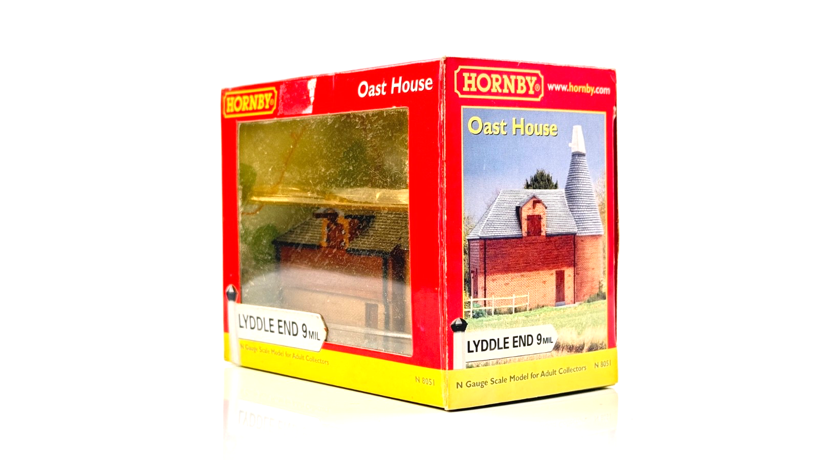 HORNBY N GAUGE LYDDLE END - N8051 - OAST HOUSE - BOXED
