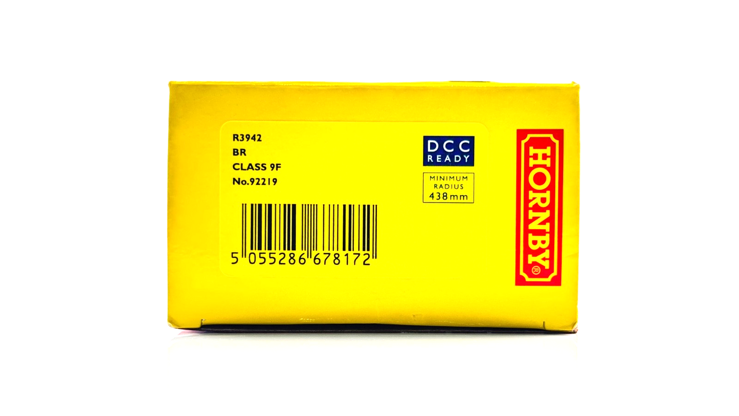 HORNBY 00 GAUGE - R3942 - BR BLACK 2-10-0 CLASS 9F LOCOMOTIVE 92219 BOXED