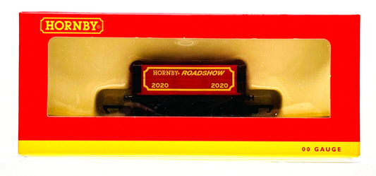 HORNBY 00 GAUGE - R60004 - 6 PLANK WAGON 'HORNBY ROADSHOW 2020' - BOXED