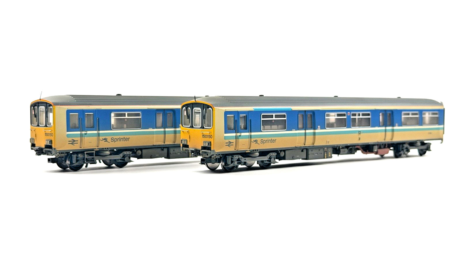 BACHMANN 00 GAUGE - 32-928 - CLASS 150/1 DMU 150150 BR PROVINCIAL SPRINTER (W)