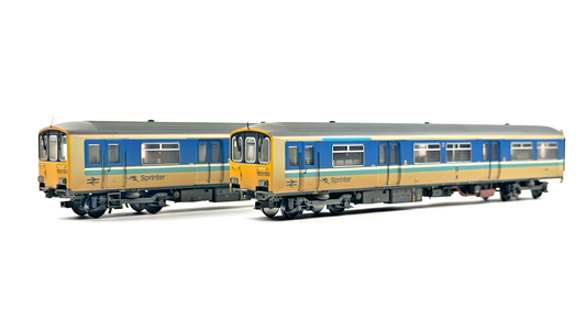 BACHMANN 00 GAUGE - 32-928 - CLASS 150/1 DMU 150150 BR PROVINCIAL SPRINTER (W)