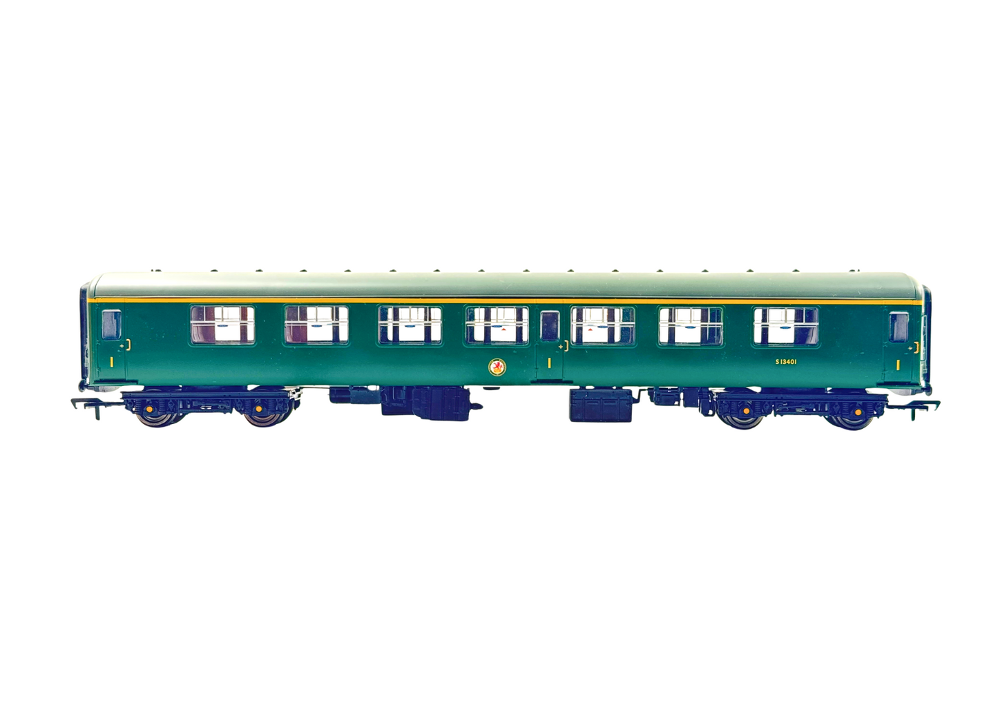 BACHMANN 00 GAUGE - 39-333A - BR GREEN MK2 FK FIRST CORRIDOR COACH S13401 - UB