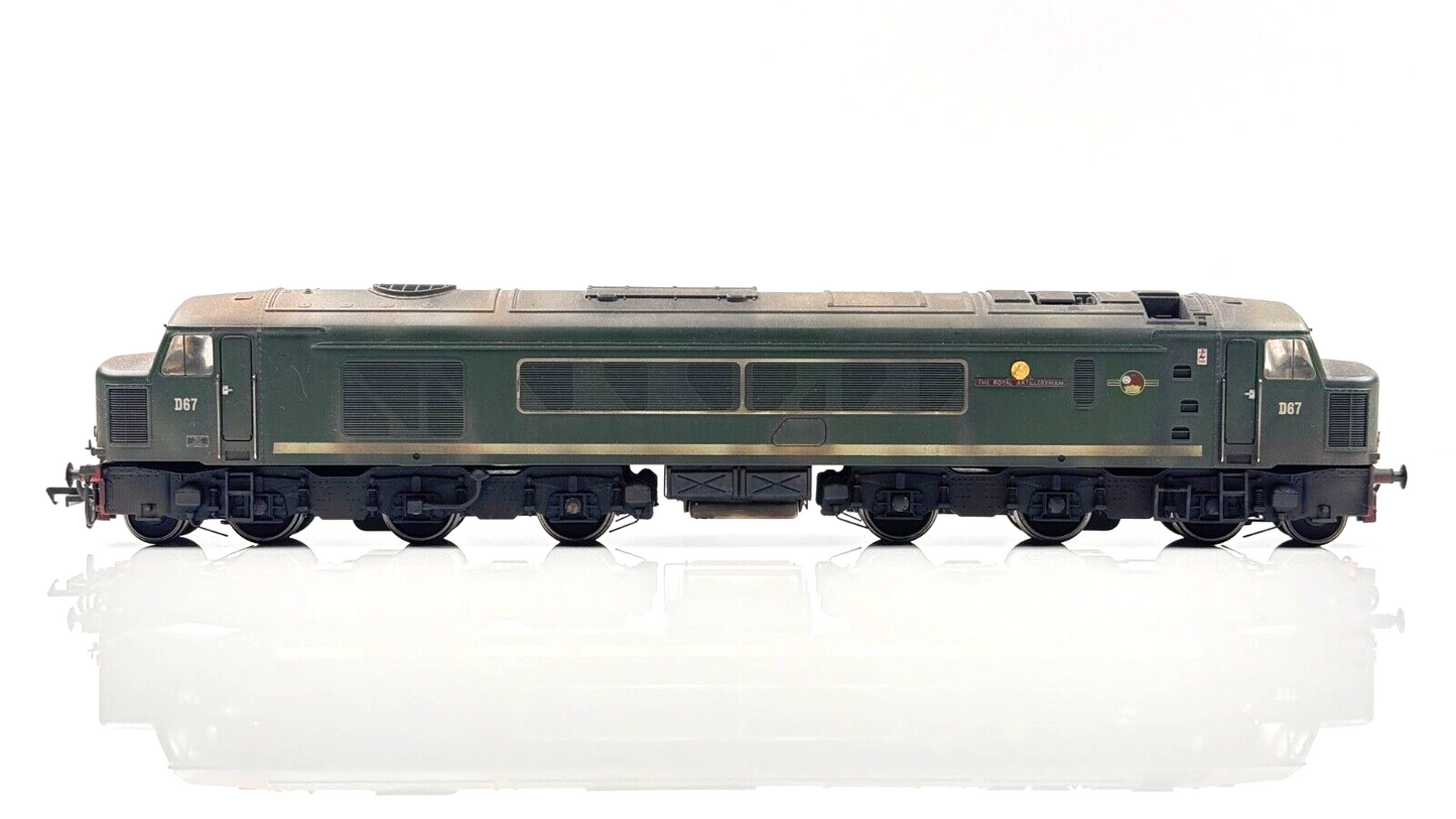 BACHMANN 00 GAUGE - 32-675 - CLASS 45 DIESEL D67 'ROYAL ARTILLERYMAN' BR GREEN