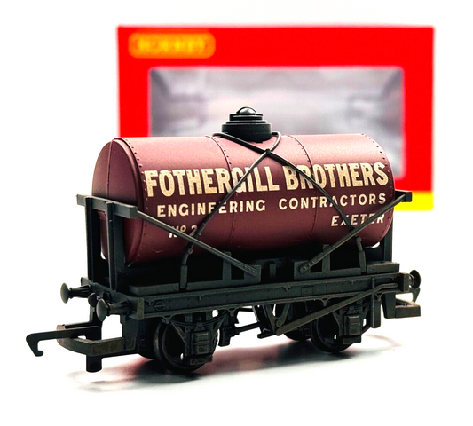 HORNBY 00 GAUGE - R60050 - SWB FOUR WHEEL TANK WAGON 'FOTHERGILL BROTHERS' BOXED
