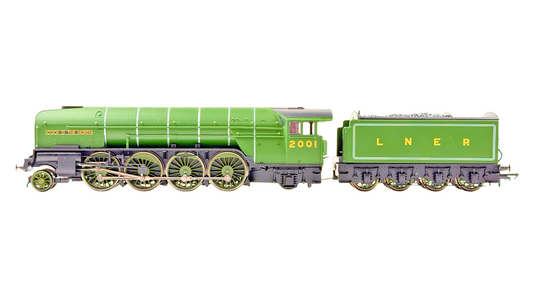 HORNBY 00 GAUGE - R3171 - LNER GREEN CLASS P2 COCK OF THE NORTH NO.2001 BOXED