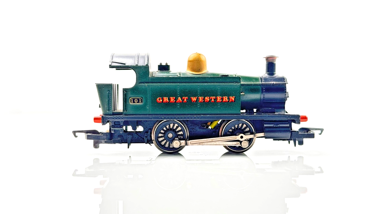 HORNBY 00 GAUGE - R077 - GWR GREAT WESTERN 0-4-0 TANK ENGINE 101 - UNBOXED