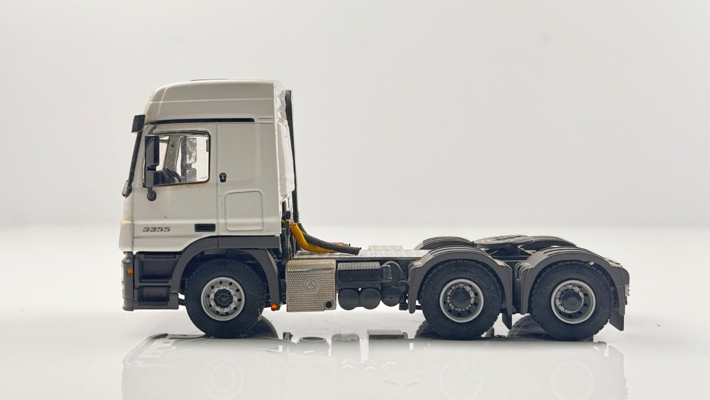 WSI 1/50 SCALE - WL-MB003 - MERCEDES BENZ MP3 L 6X4 WHITE TRACTOR UNIT BOXED