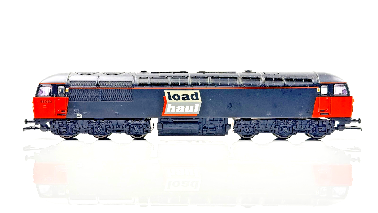 HORNBY 00 GAUGE - R2416A - CLASS 56 DIESEL 56083 LOADHAUL ORANGE/BLACK - BOXED