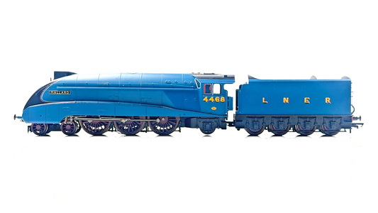 HORNBY 00 GAUGE - R2339 - LNER BLUE 4-6-2 CLASS A4 LOCOMOTIVE 'MALLARD' BOXED