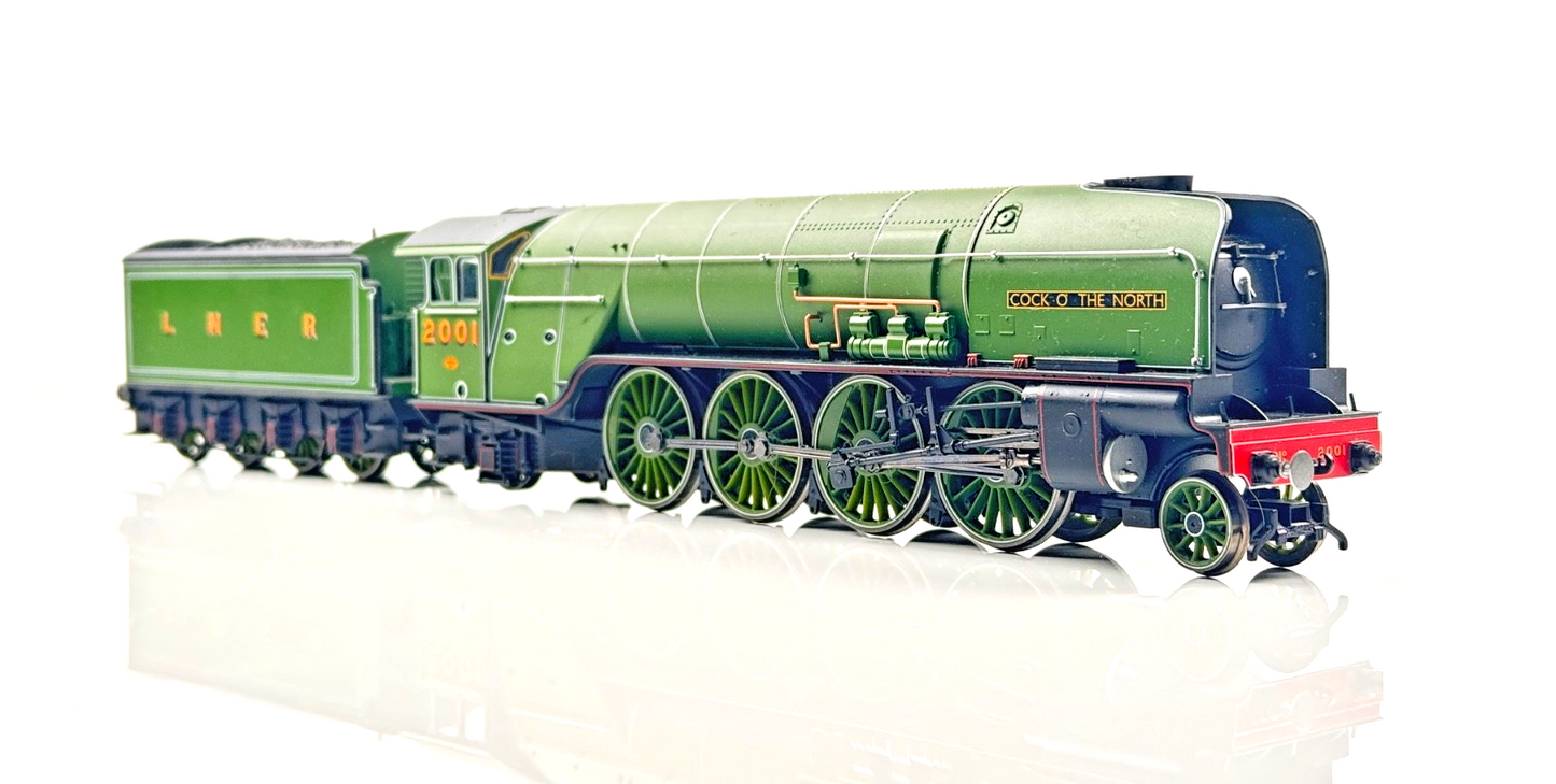 HORNBY 00 GAUGE - R3246TTS - LNER 2-8-2 CLASS P2 COCK O THE NORTH TTS SOUND NQP