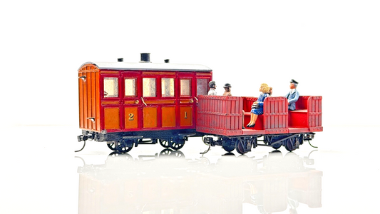 KIT BUILT/O-16.5 NG7 NARROW GAUGE - PAIR OF ASSORTED PASSENGER COACHES - UB