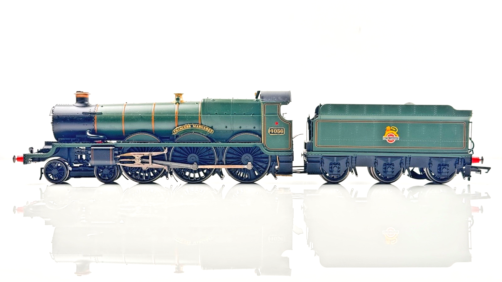 HORNBY 00 GAUGE - R3229 - BR 4-6-0 STAR CLASS 4056 PRINCESS MARGARET - BOXED