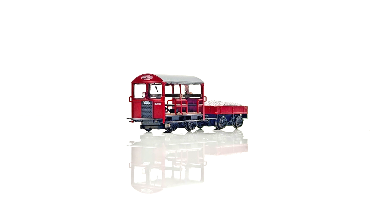 BACHMANN 00 GAUGE - 32-991 - WICKHAM TROLLEY CAR BR MAROON - BOXED