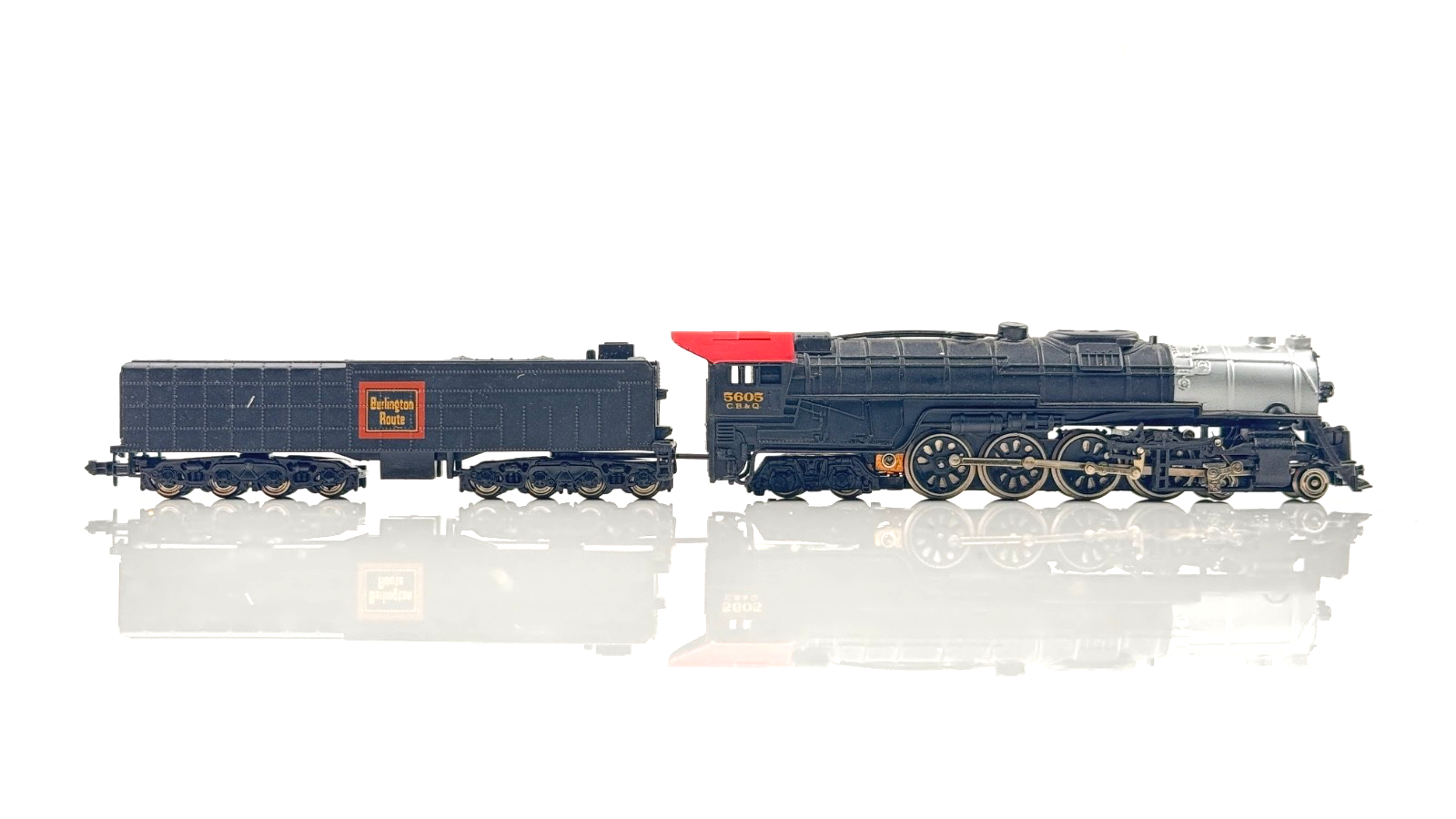 BACHMANN N GAUGE - 58066 - BURLINGTON NORTHERN 4-8-4 52' TENDER LOCOMOTIVE BOXED