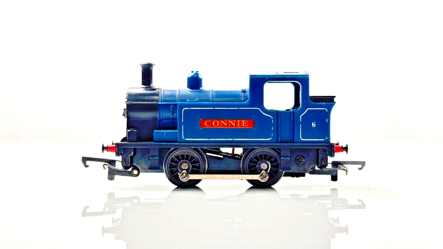 TRIANG 00 GAUGE - R355 - 0-4-0 INDUSTRIAL TANK LOCO CONNIE BLUE - BOXED