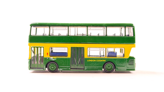 BRITBUS AN2-01 - 1/76 SCALE - PARK ROYAL NBC DOUBLE DECK LONDON COUNTRY DAMAGED