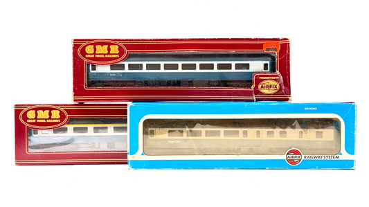 AIRFIX 00 GAUGE - RAKE OF 3 BR BLUE GREY MK2 INTERCITY PASSENGER COACHES BOXED 2