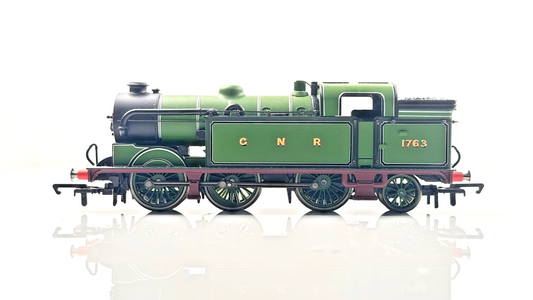HORNBY 00 GAUGE - R2214A - GNR GREEN 0-6-2T TANK LOCOMOTIVE 1763 - BOXED
