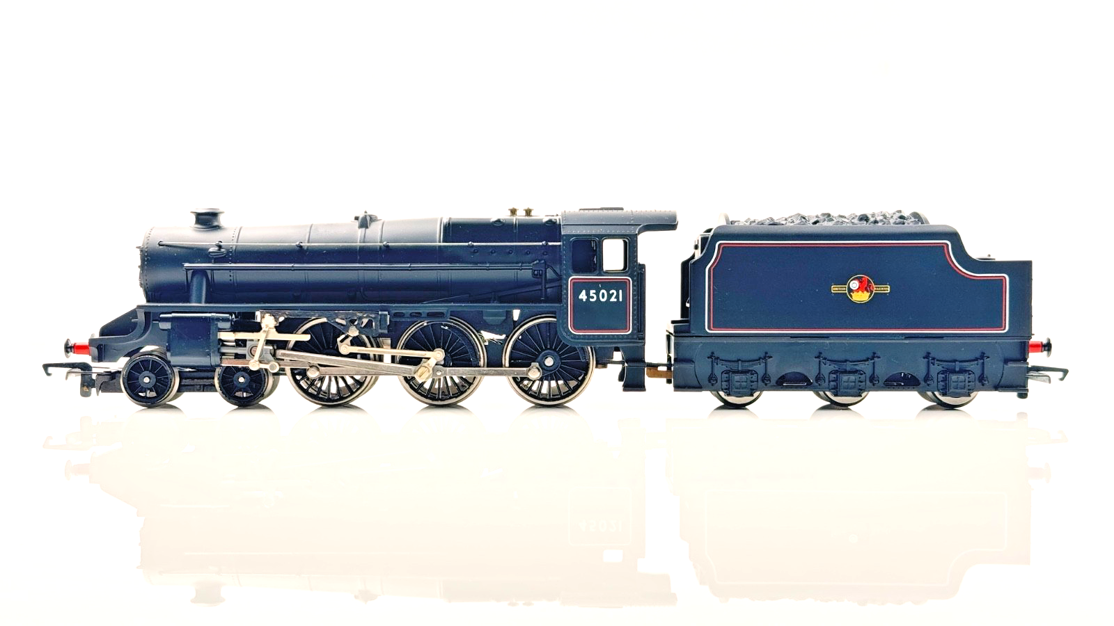 HORNBY 00 GAUGE - R068 - BR BLACK 4-6-0 CLASS 5 LOCOMOTIVE 45021 - BOXED
