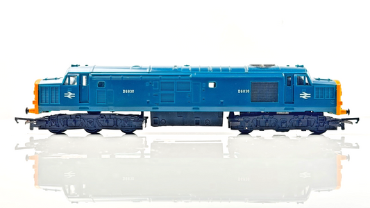 HORNBY 00 GAUGE - R751 - CLASS 37 DIESEL LOCOMOTIVE BR BLUE D6830 - BOXED
