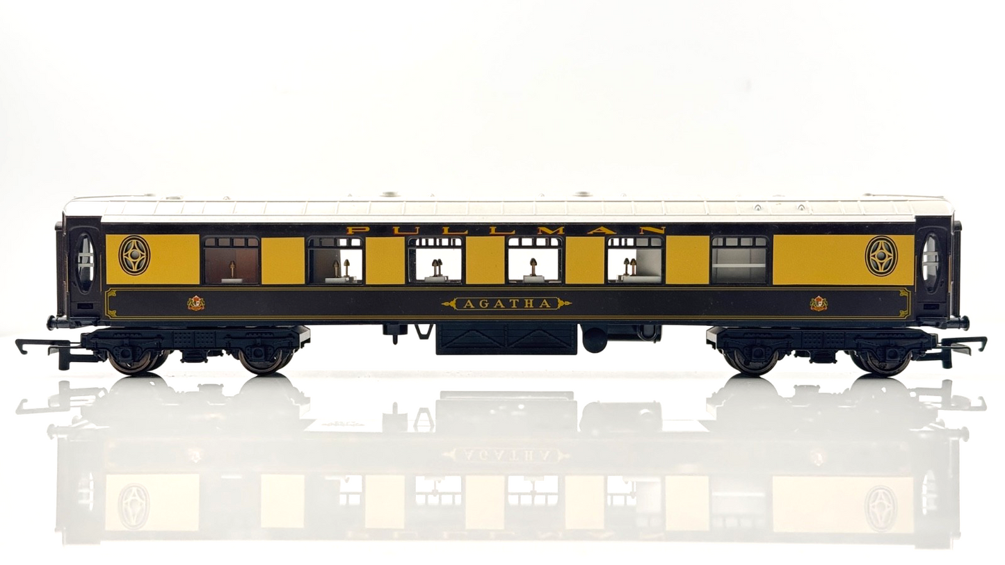 HORNBY 00 GAUGE - R1162 - RAKE OF 3 VSOE PULLMAN PASSENGER COACHES - UNBOXED