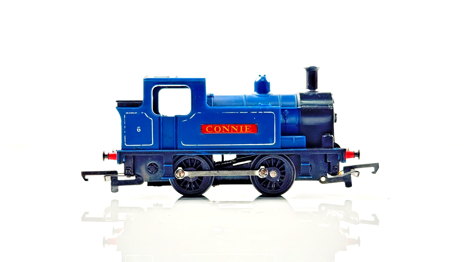 TRIANG 00 GAUGE - R355 - 0-4-0 INDUSTRIAL TANK LOCO CONNIE BLUE - BOXED