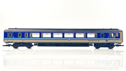 LIMA 00 GAUGE - L204676 - CLASS 156 TWO CAR DMU SUPER SPRINTER WHITBY ENDEAVOUR