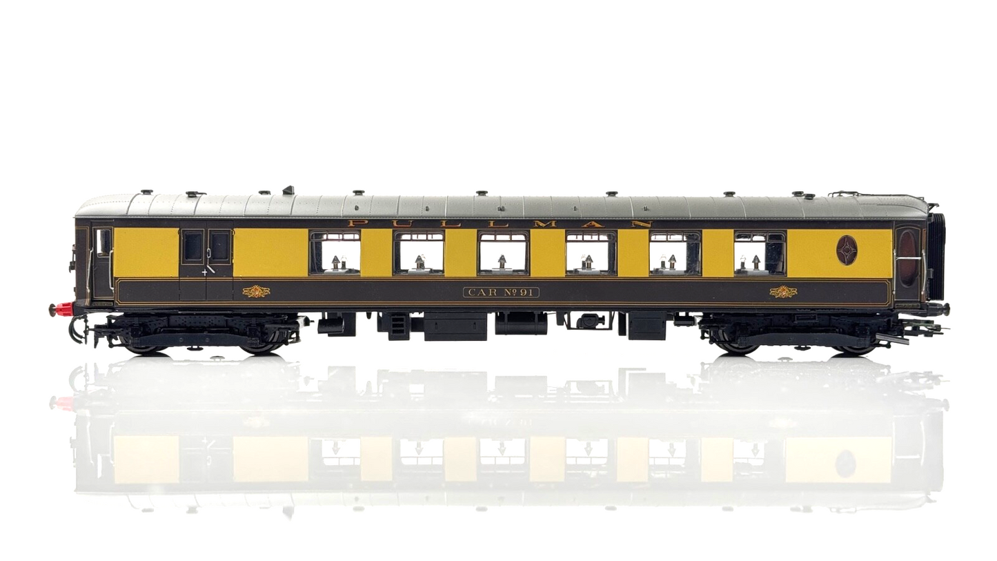 HORNBY 00 GAUGE - R3184 - BRIGHTON BELLE 1960 PULLMAN TRAIN PACK DCC - BOXED