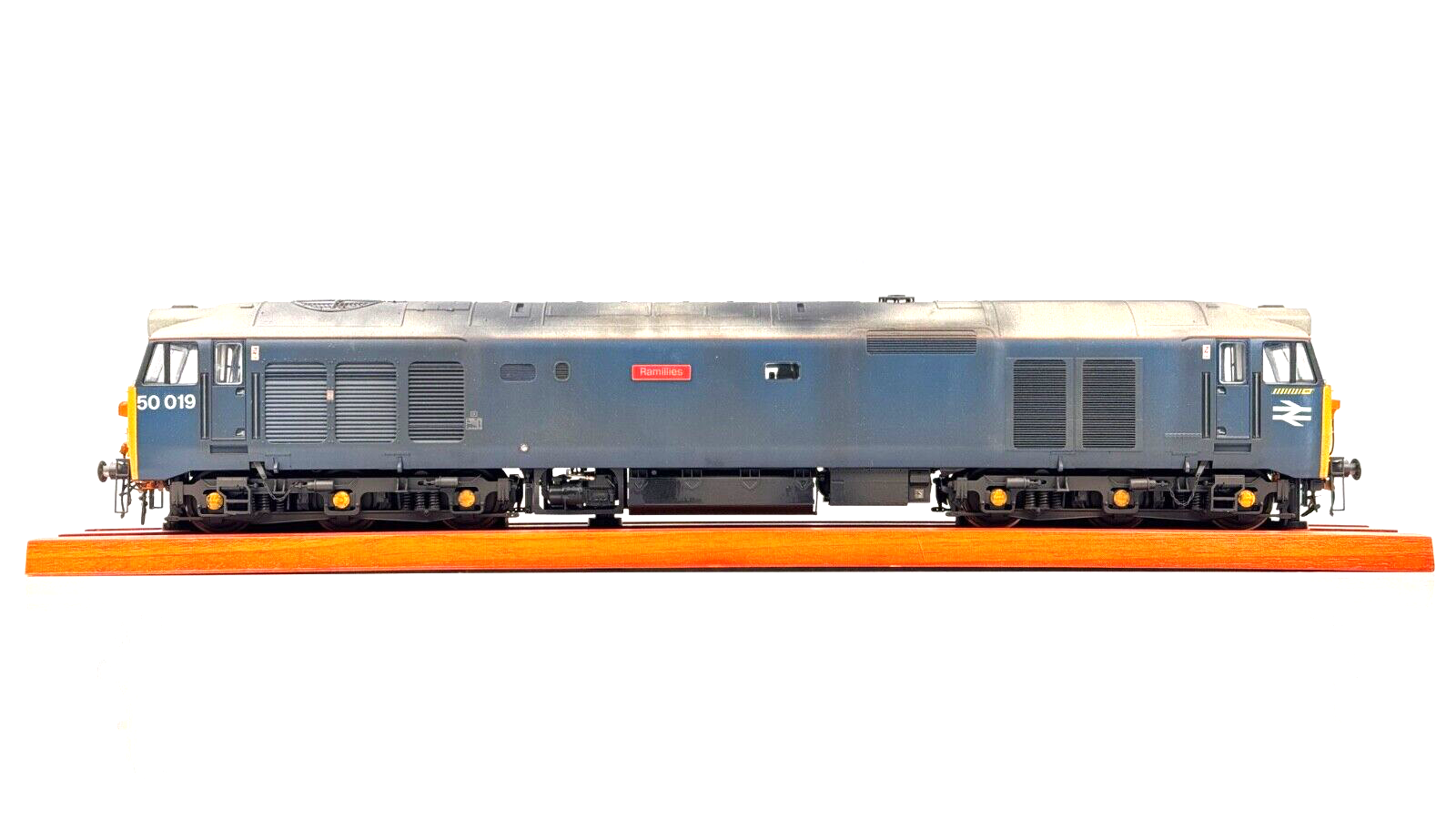 HELJAN O GAUGE - CLASS 50 DIESEL 50019 LAIRA DEPT BLUE RAMILLIES (PROTO NEO)
