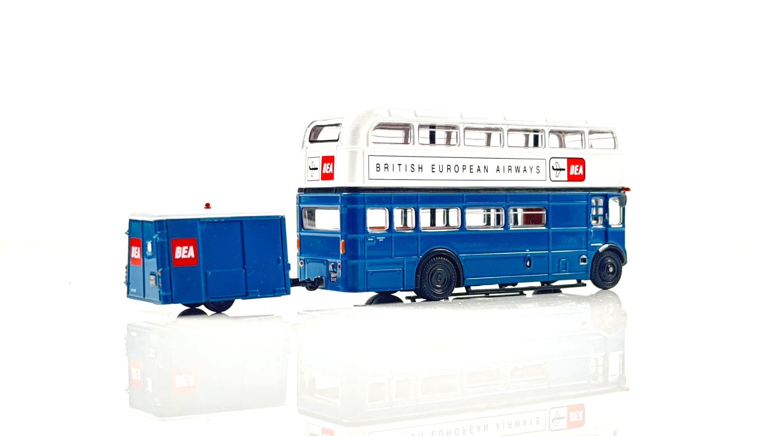 EFE 1/76 SCALE - 36201 - ROUTEMASTER BRITISH EUROPEAN AIRWAYS BEA & TRAILER UB