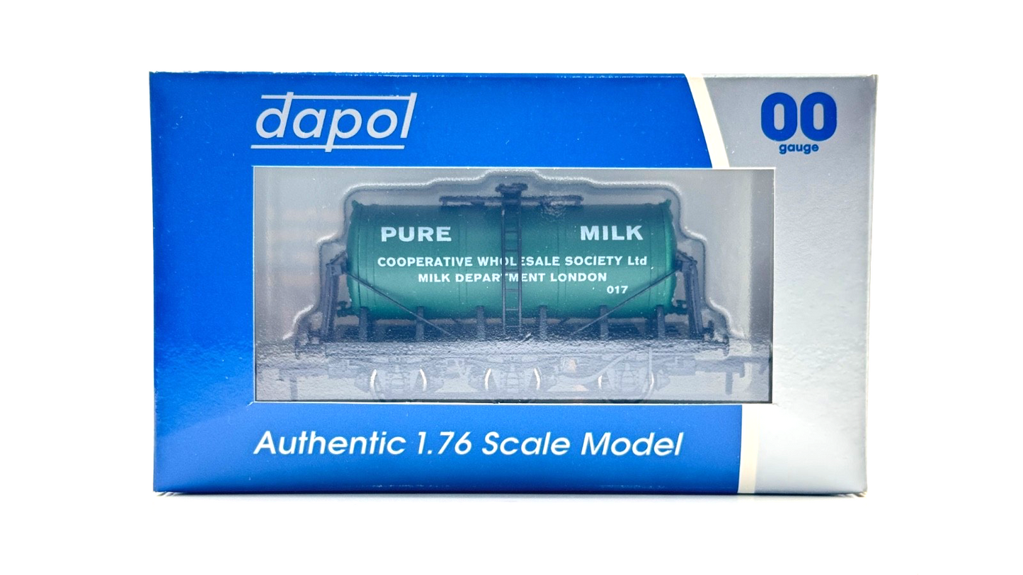 DAPOL 00 GAUGE - PURE MILK COOPERATIVE WHOLESALE TANKER 017 (LIMITED EDITION)