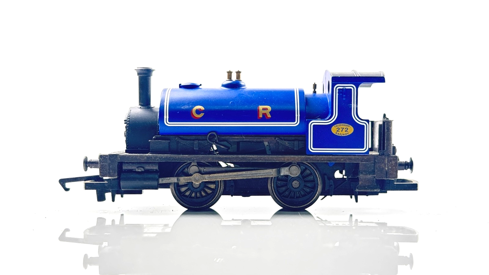 HORNBY 00 GAUGE - CALEDONIAN RAILWAY BLUE 0-4-0 INDUSTRIAL TANK 272 - UNBOXED