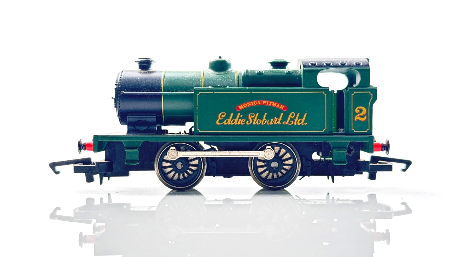 HORNBY 00 GAUGE - R2507 - EDDIE STOBART MONICA PITMAN 0-4-0 TANK ENGINE NO.2