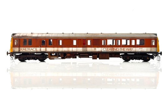 DAPOL 00 GAUGE - 4D-009-009 - CLASS 121 RAILTRACK RED/WHITE 977723 DCC SOUND V5
