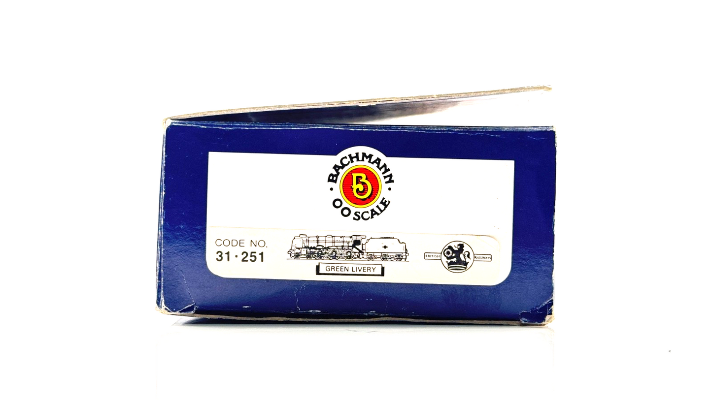 BACHMANN 00 GAUGE - 31-251 - BR GREEN 4-6-0 REBUILT JUBILEE PHOENIX 45736 BOXED