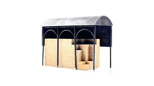 BACHMANN 00 GAUGE SCENECRAFT - 44-0056 - DUTCH FARM BARN - UNBOXED