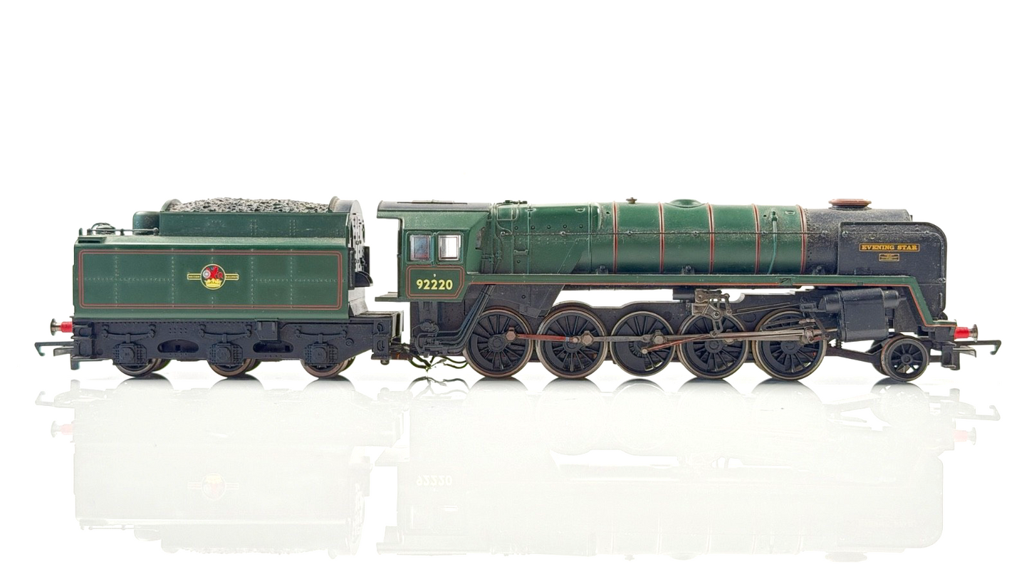 HORNBY 00 GAUGE - R2785 - BR GREEN 2-10-0 CLASS 9F EVENING STAR 92220 SPARES